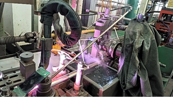 如何選擇適合的不銹鋼換熱管或不銹鋼流體管